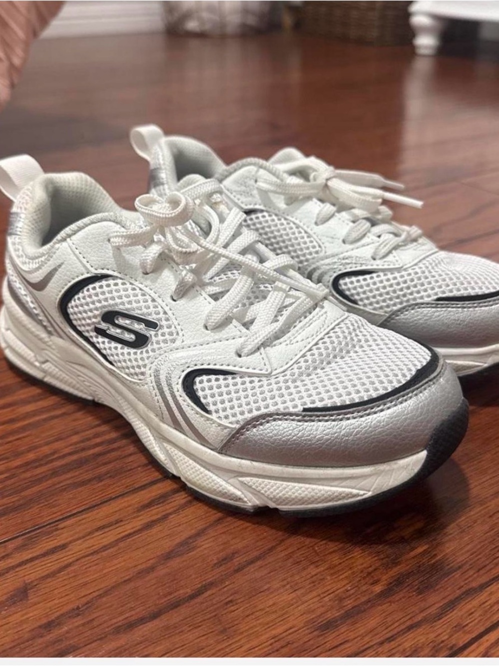 Skechers White, Silver & Black Mesh Lace-Up Sneakers
